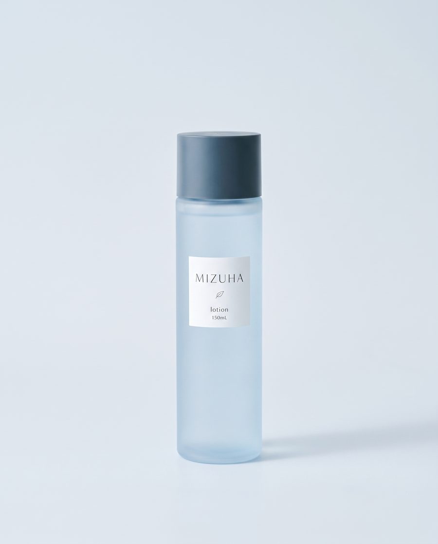 MIZUHA 化粧水のボトル